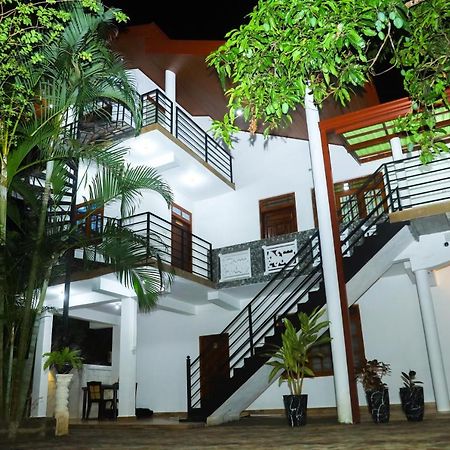 Forest View Home Stay 아누라다푸라 외부 사진
