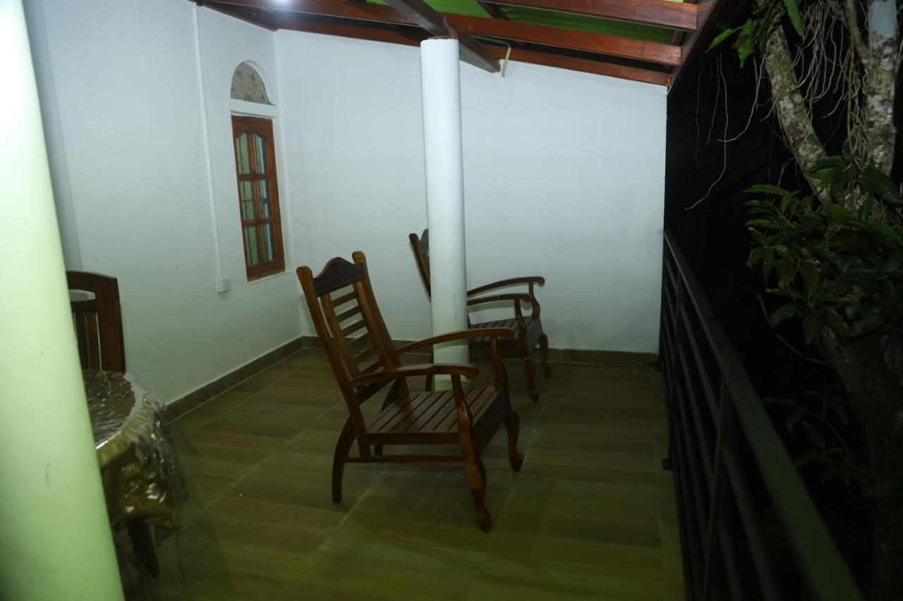 Forest View Home Stay 아누라다푸라 외부 사진