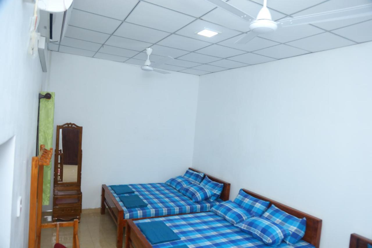 Forest View Home Stay 아누라다푸라 외부 사진