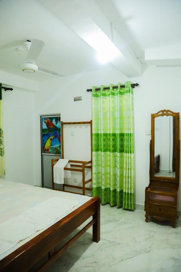 Forest View Home Stay 아누라다푸라 외부 사진