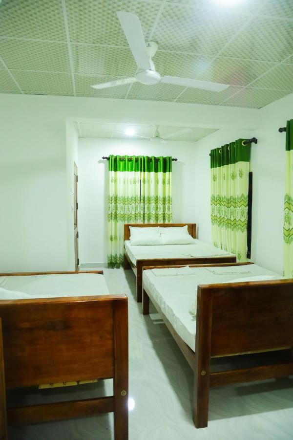 Forest View Home Stay 아누라다푸라 외부 사진