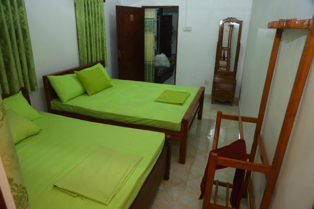 Forest View Home Stay 아누라다푸라 외부 사진