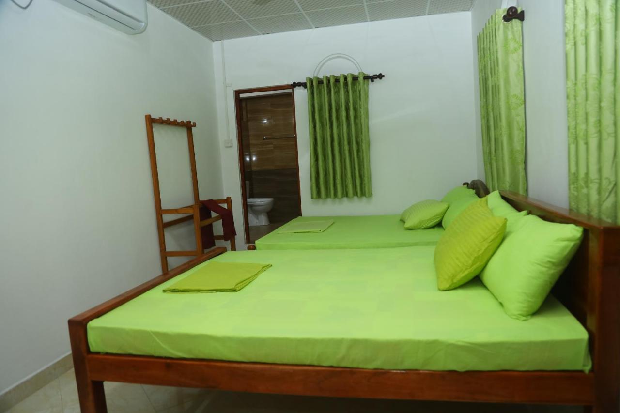 Forest View Home Stay 아누라다푸라 외부 사진